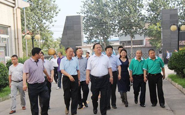 發(fā)展不忘本，心系家鄉(xiāng)情——尹市長蒞臨我公司實(shí)地訪問